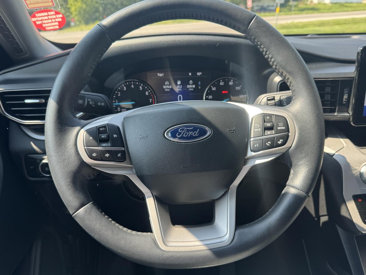 Ford Explorer XLT AWD 2024