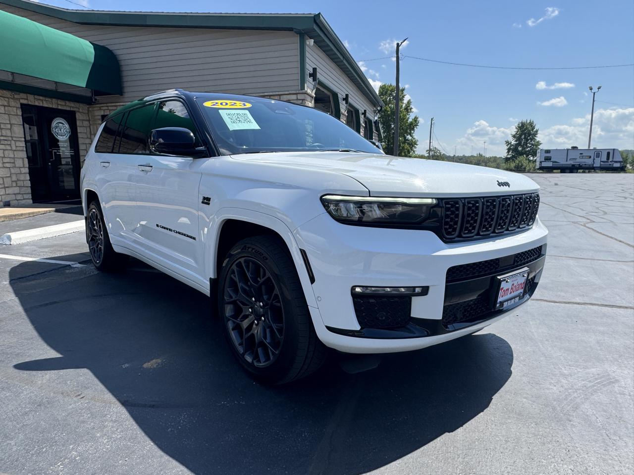 Jeep Grand Cherokee L Summit 4WD 2023