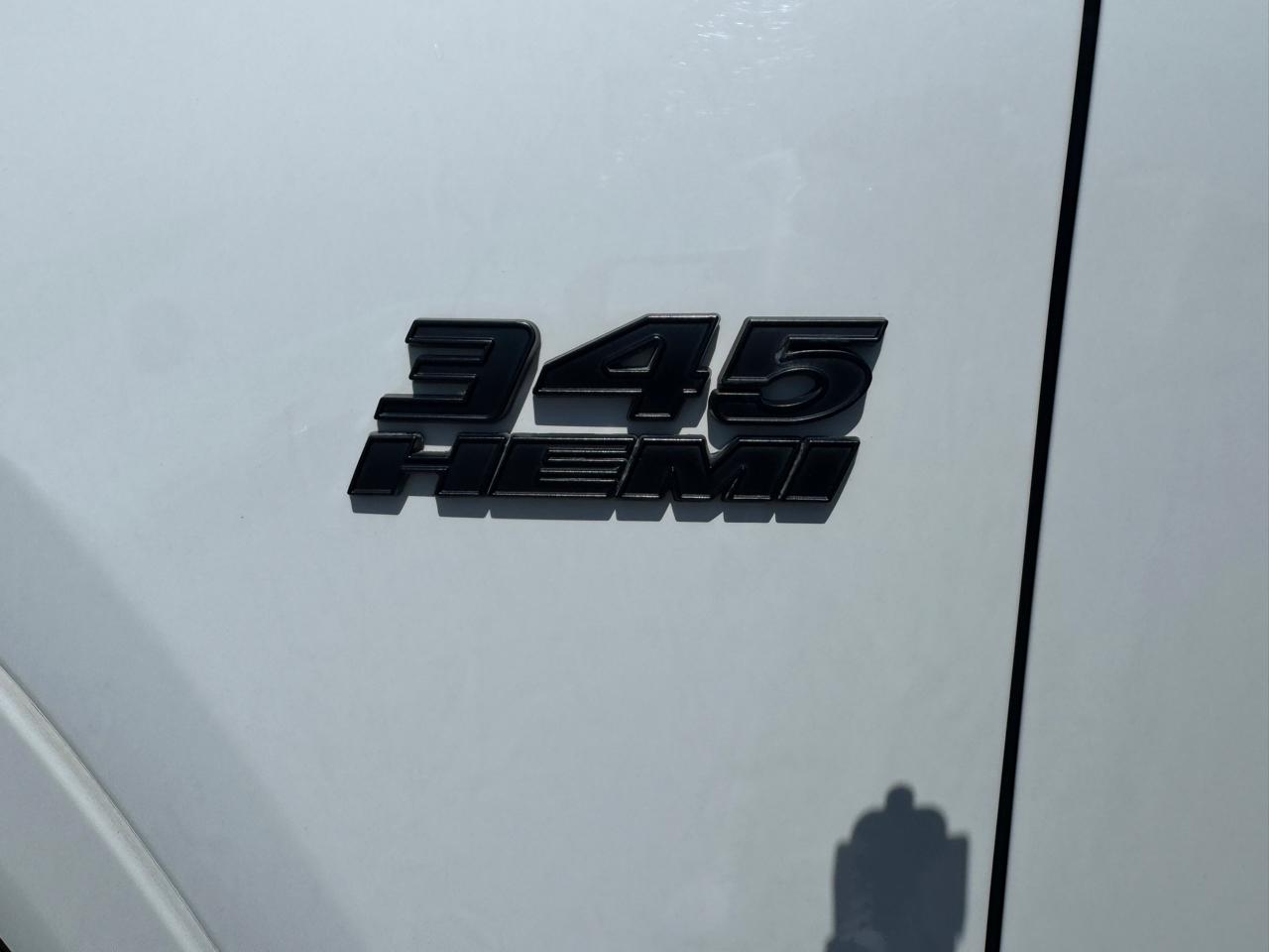Jeep Grand Cherokee L Summit 4WD 2023