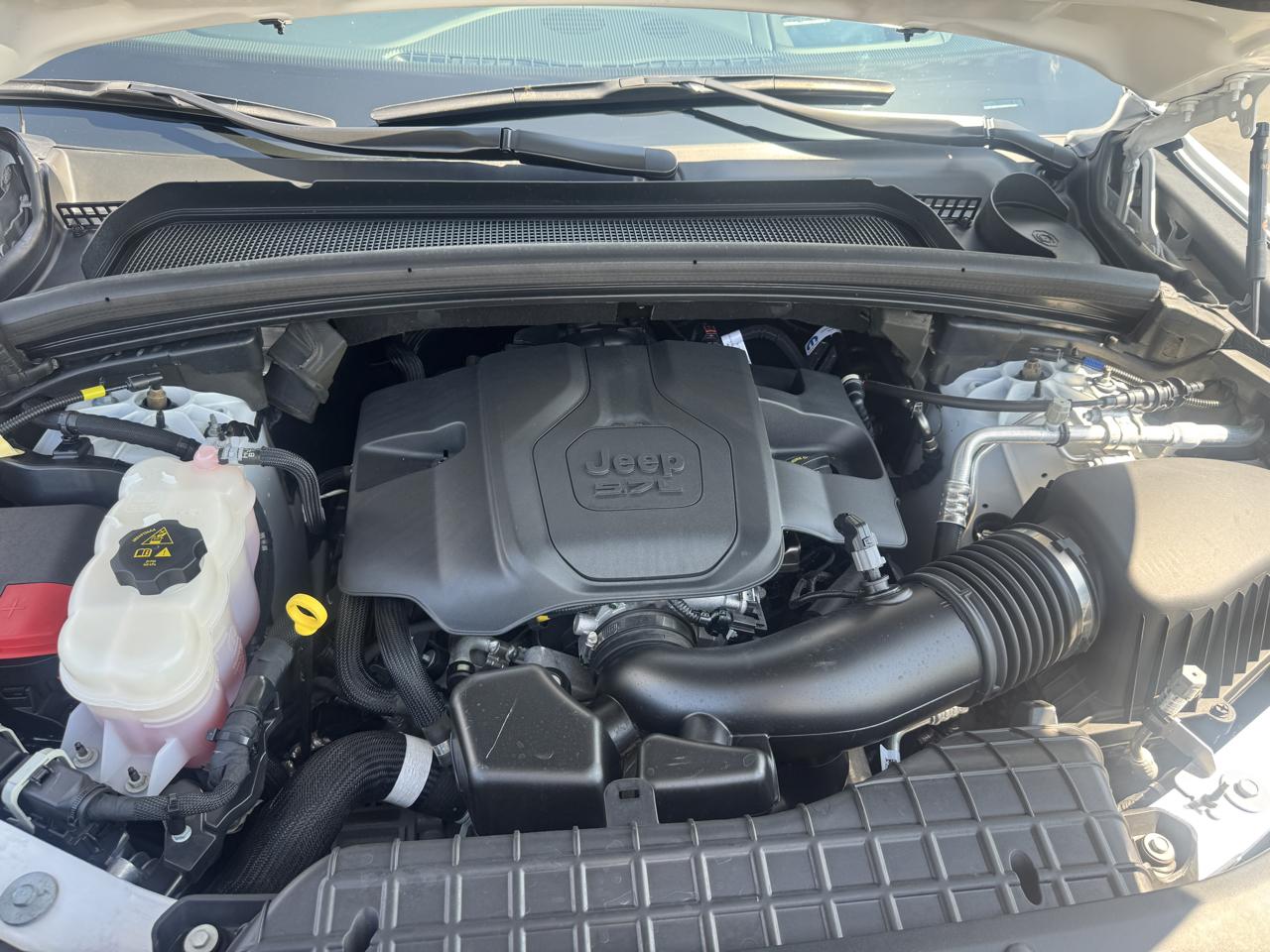 Jeep Grand Cherokee L Summit 4WD 2023