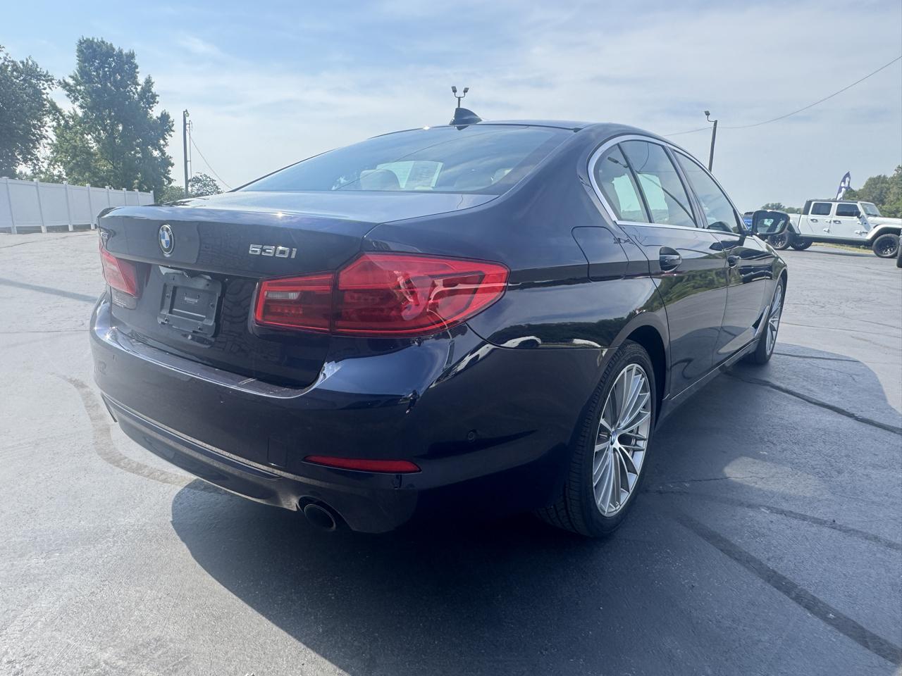 BMW 5-Series 530i xDrive 2020