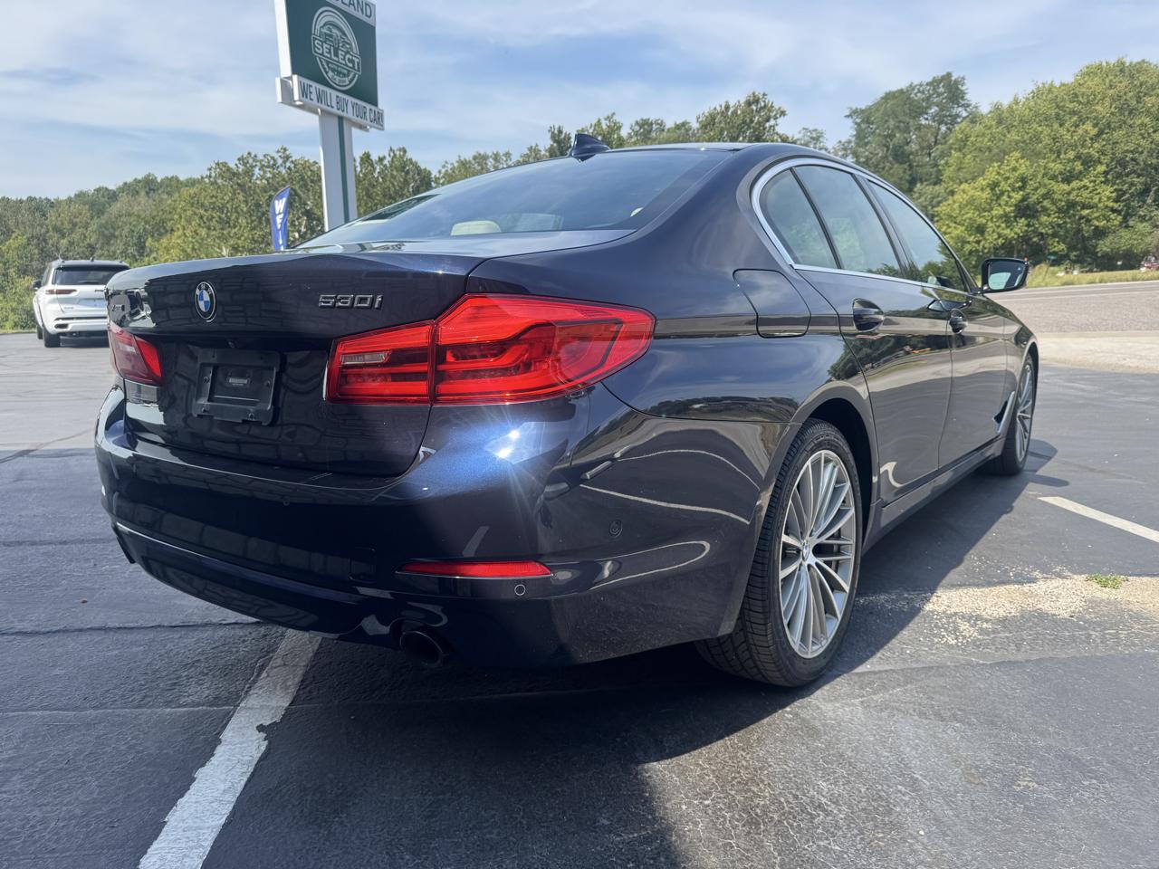 BMW 5-Series 530i xDrive 2020