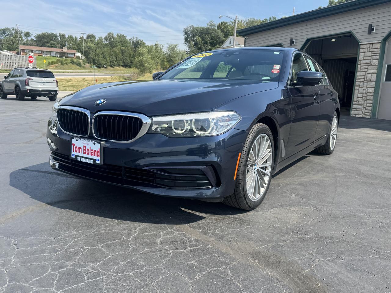 BMW 5-Series 530i xDrive 2020