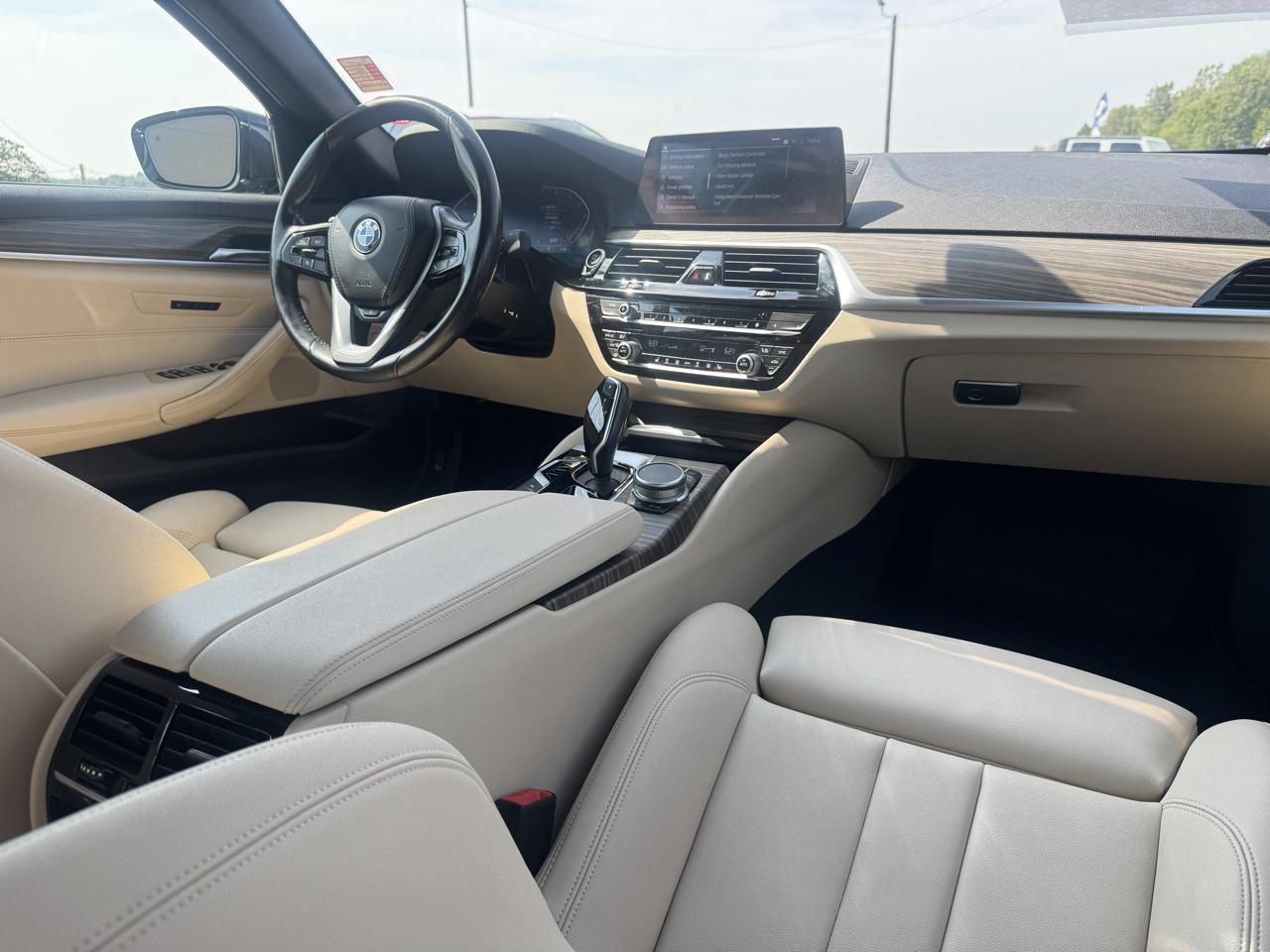 BMW 5-Series 530i xDrive 2020