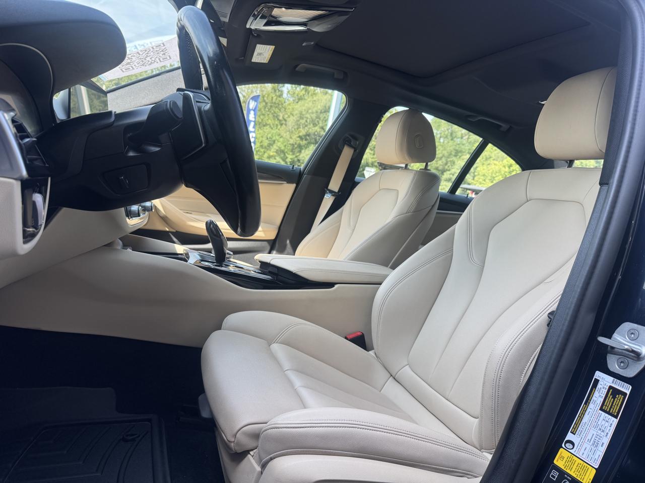 BMW 5-Series 530i xDrive 2020