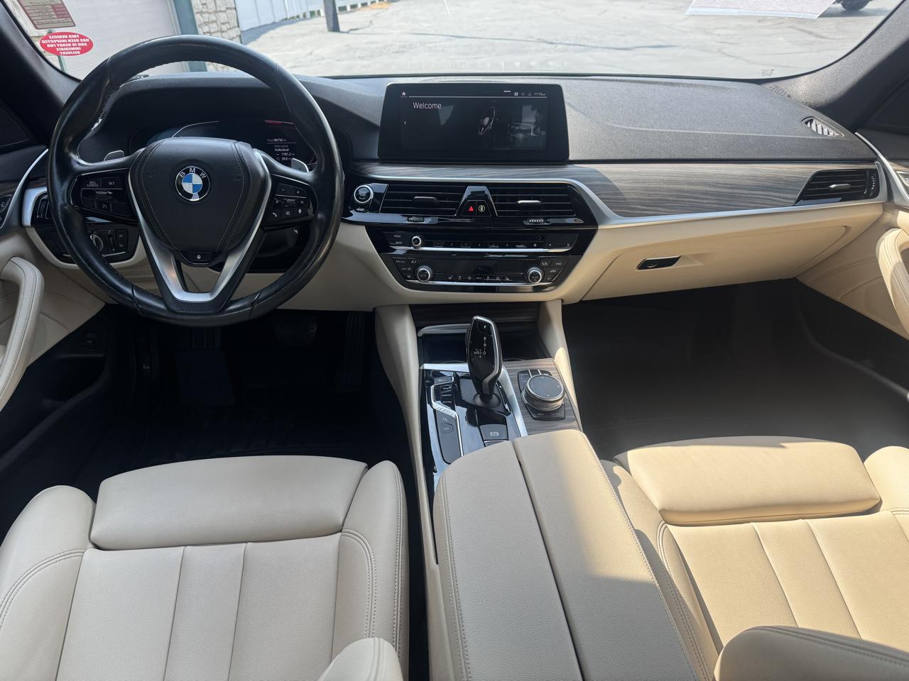 BMW 5-Series 530i xDrive 2020