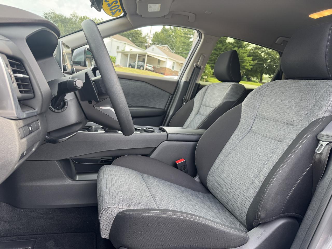 Nissan Rogue SV AWD 2023
