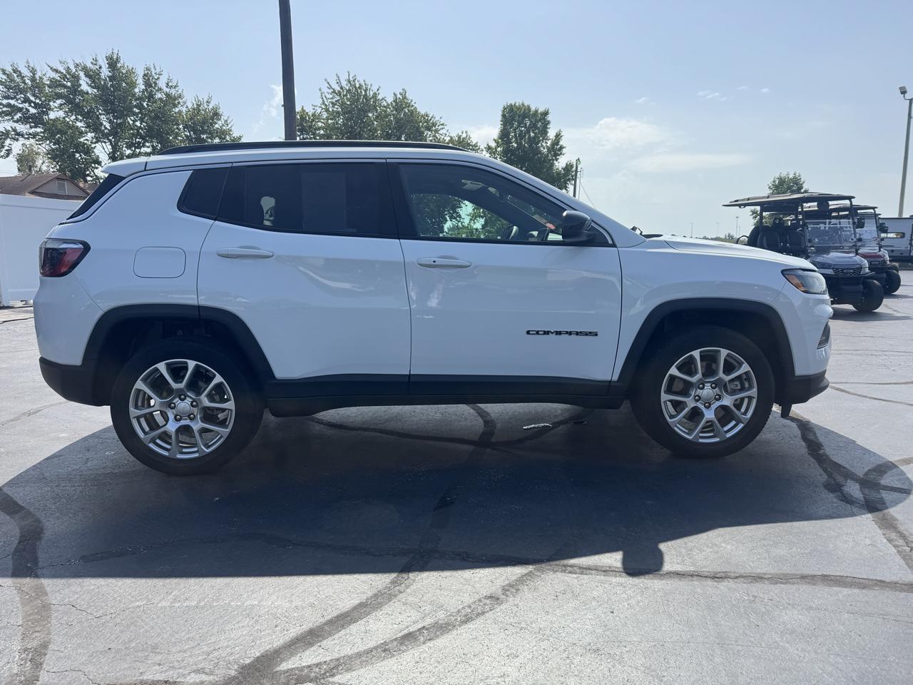 Jeep Compass Latitude Lux 2023