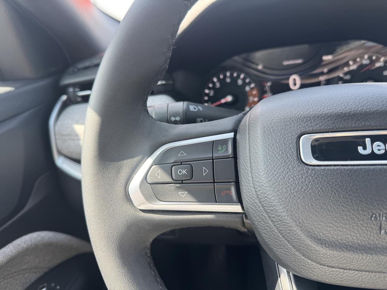 Jeep Compass Latitude Lux 2023