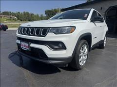 2023 Jeep Compass 