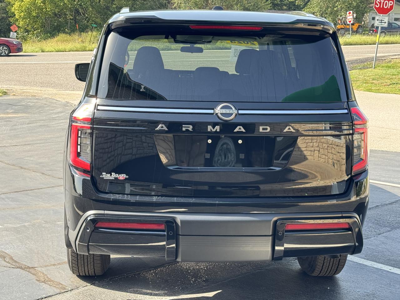 Nissan Armada SV 4WD 2025
