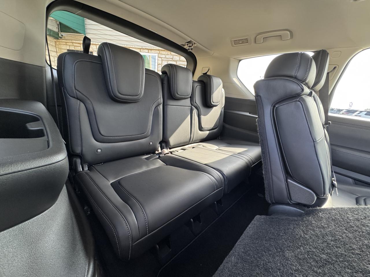 Nissan Armada SV 4WD 2025