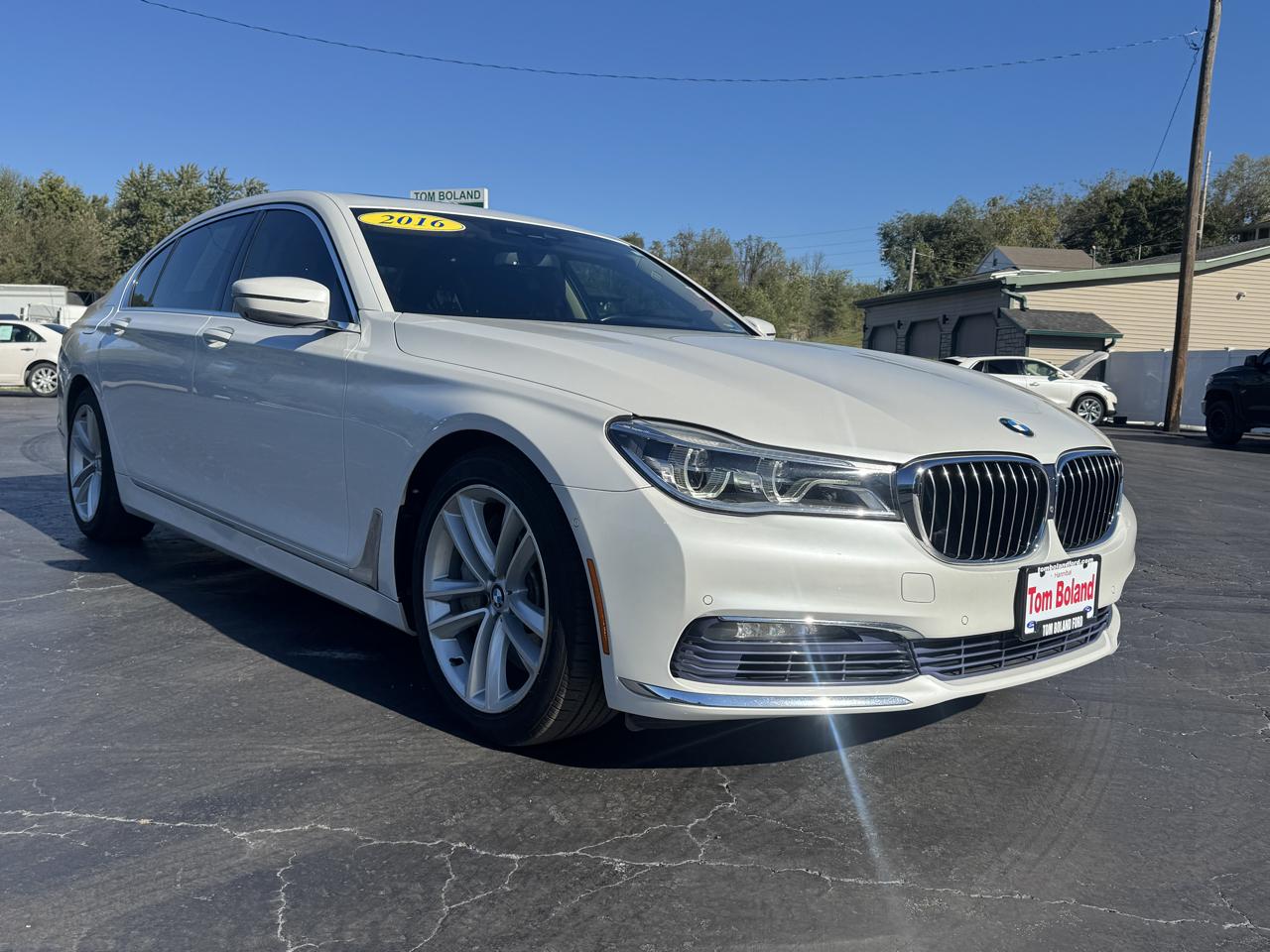 BMW 7-Series 750i xDrive 2016