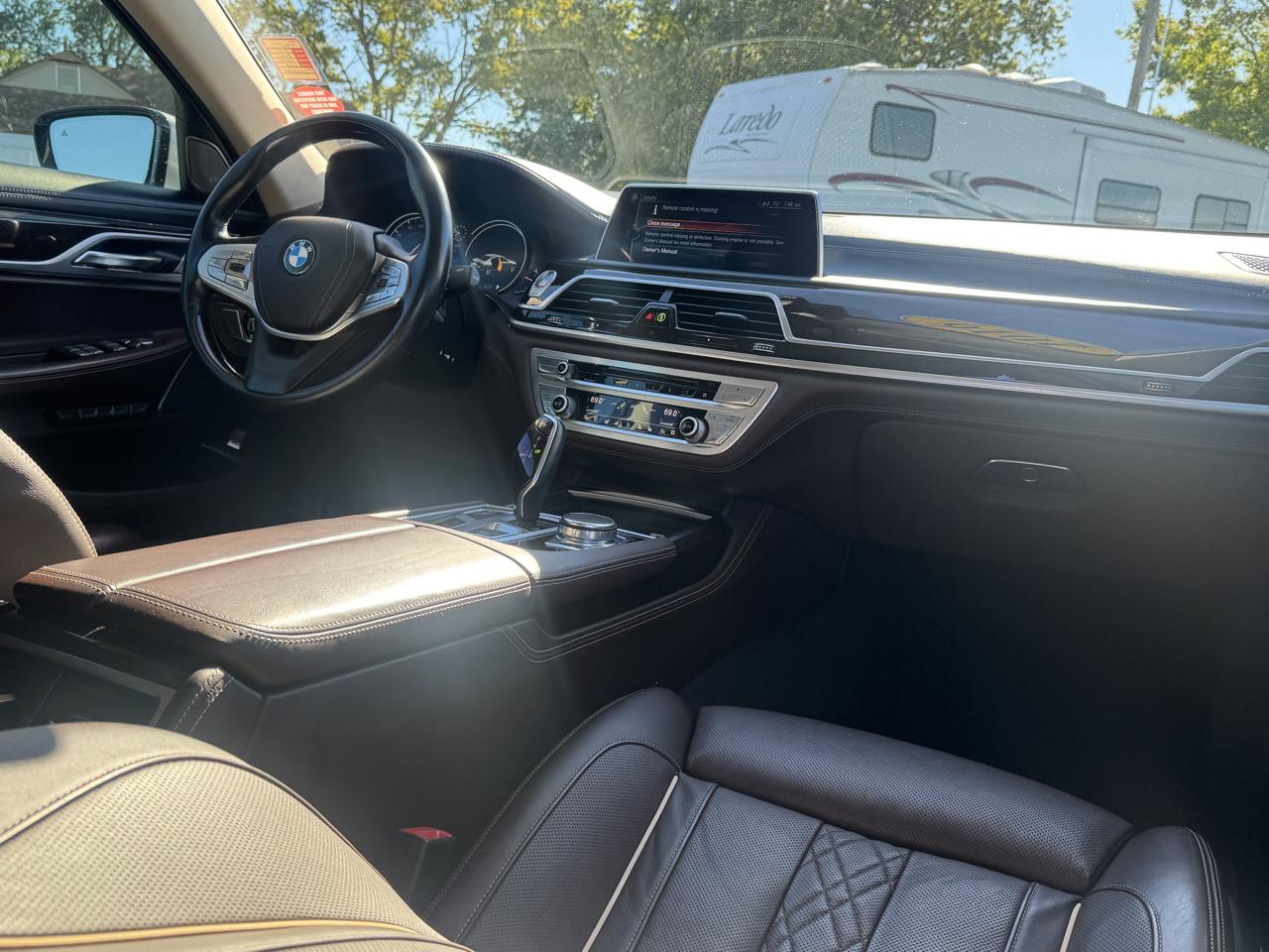 BMW 7-Series 750i xDrive 2016