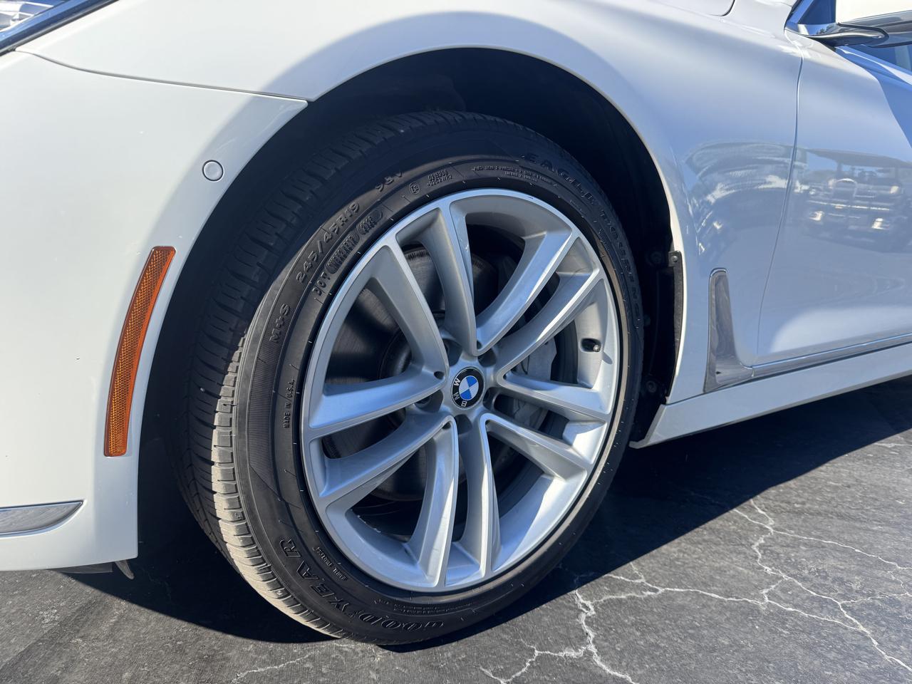 BMW 7-Series 750i xDrive 2016