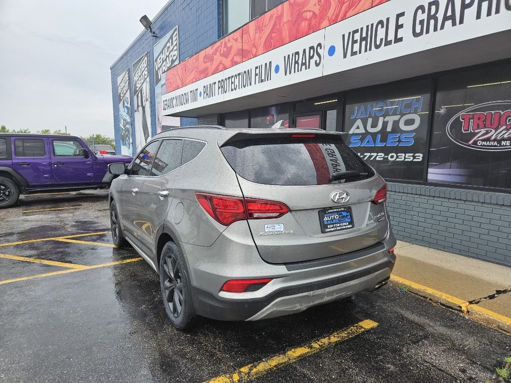 Hyundai Santa Fe Sport 2.0T AWD 2018 Hyundai Santa Fe Sport 2.0T AWD 2018