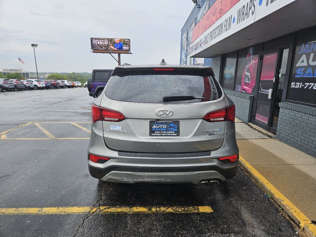 Hyundai Santa Fe Sport 2.0T AWD 2018 Hyundai Santa Fe Sport 2.0T AWD 2018