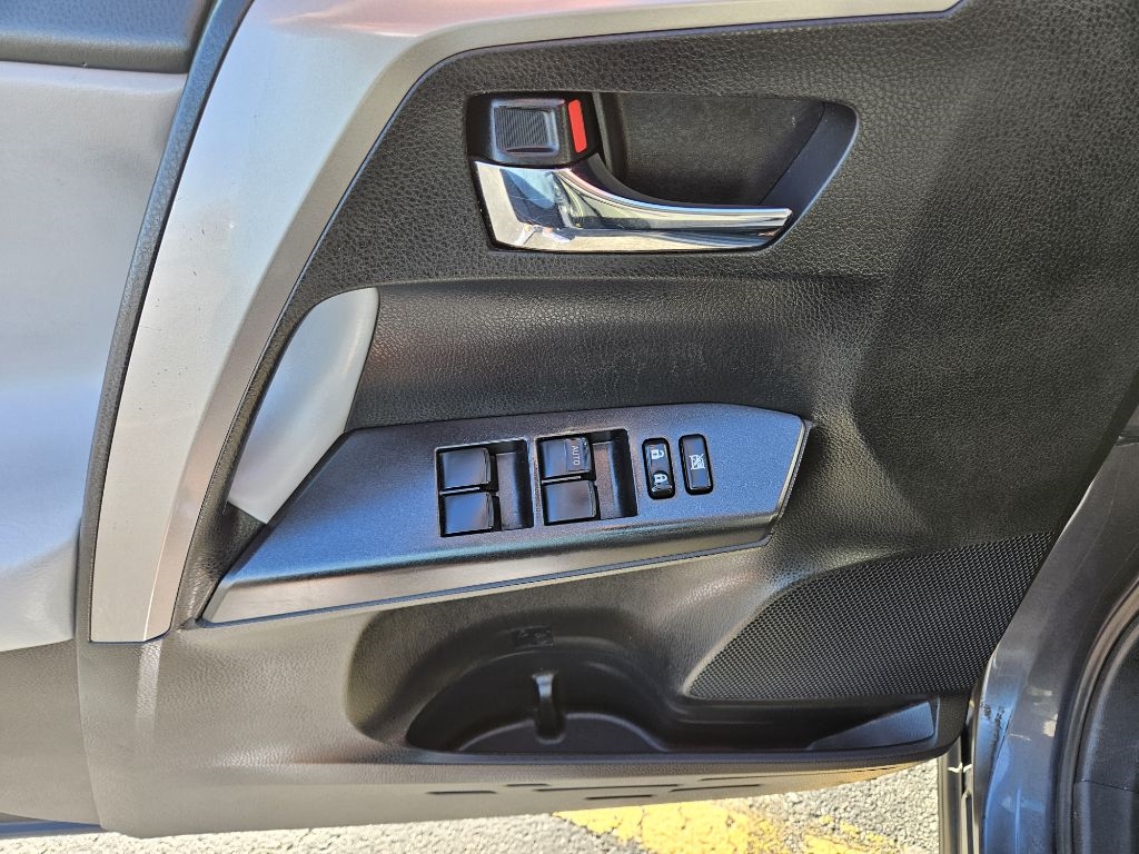 Toyota RAV4 XLE AWD 2018