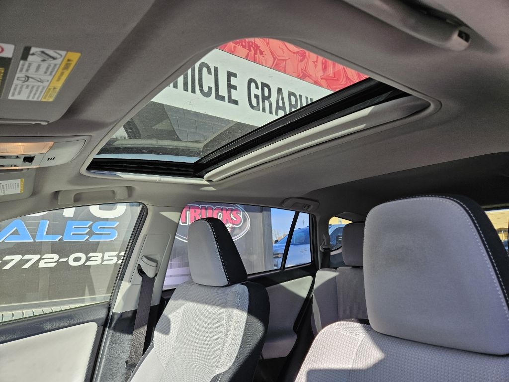 Toyota RAV4 XLE AWD 2018