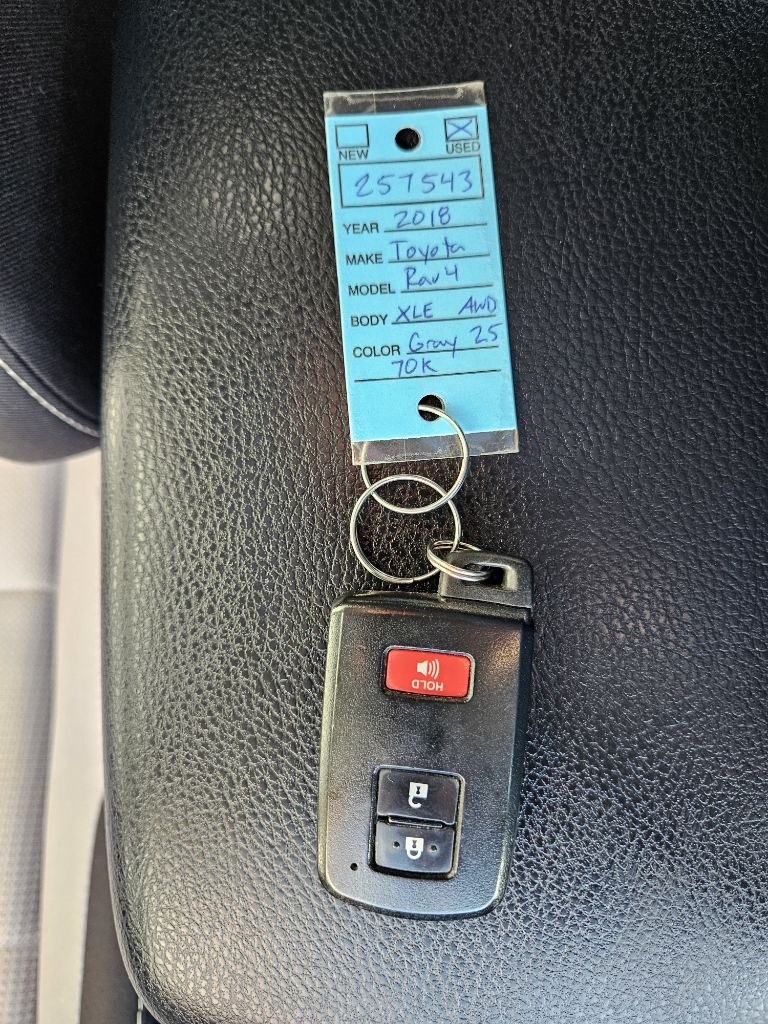 Toyota RAV4 XLE AWD 2018