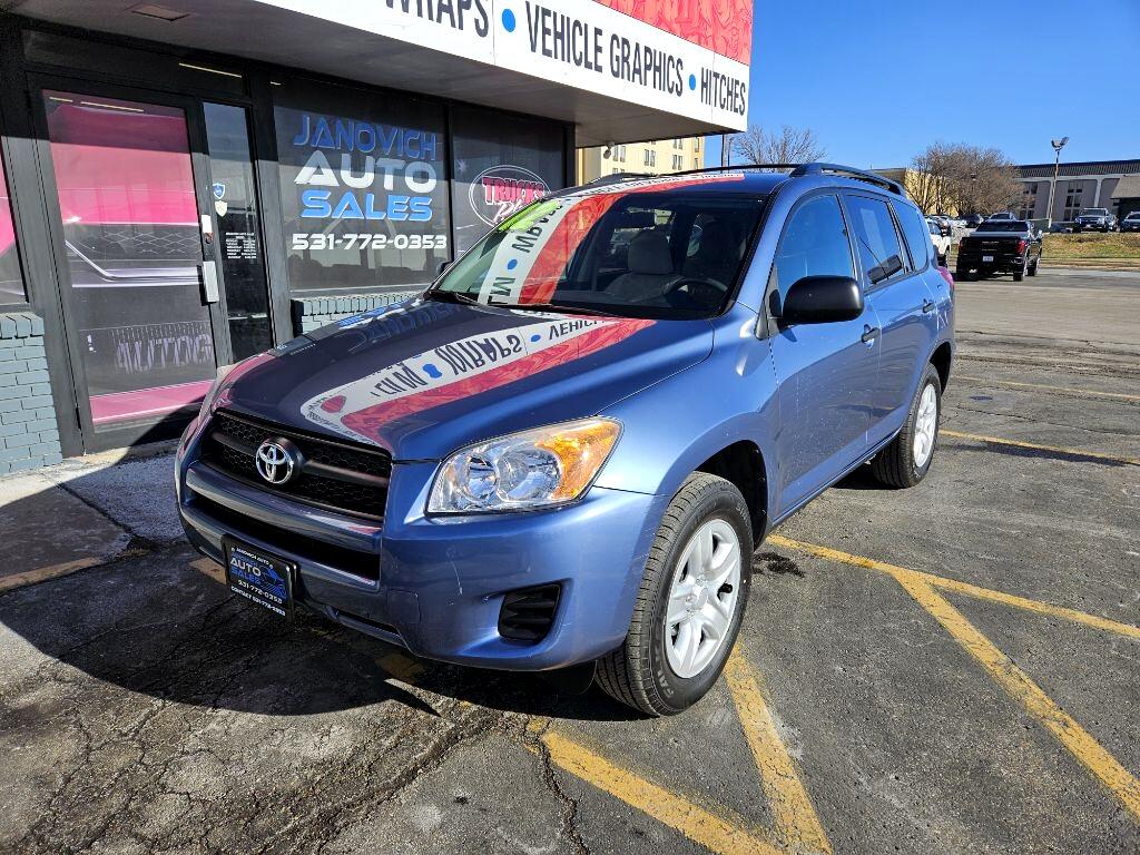 Toyota RAV4 Base I4 4WD 2012