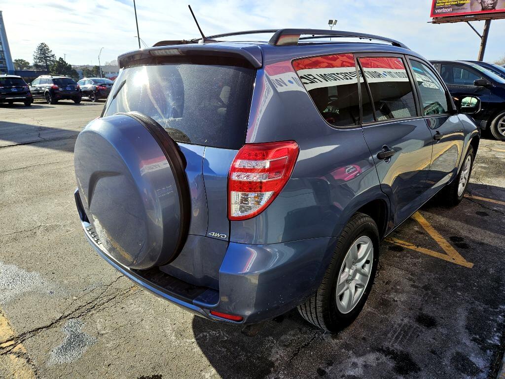 Toyota RAV4 Base I4 4WD 2012