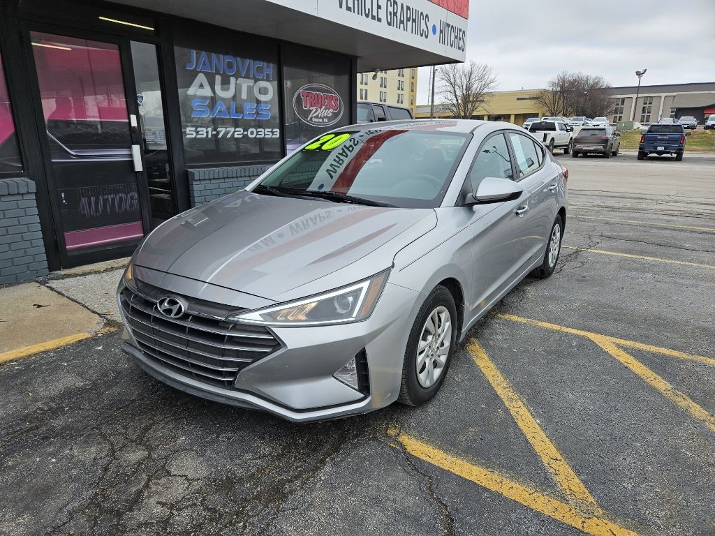 Hyundai Elantra SE 6M 2020