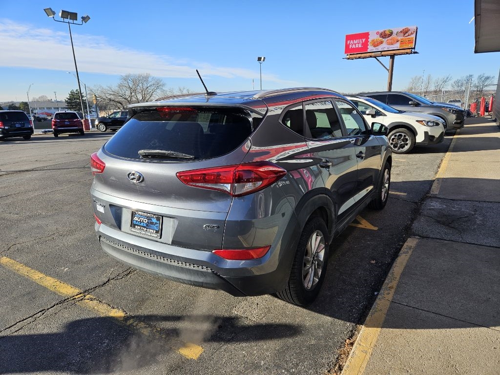 Hyundai Tucson SE w/Popular Package AWD 2016