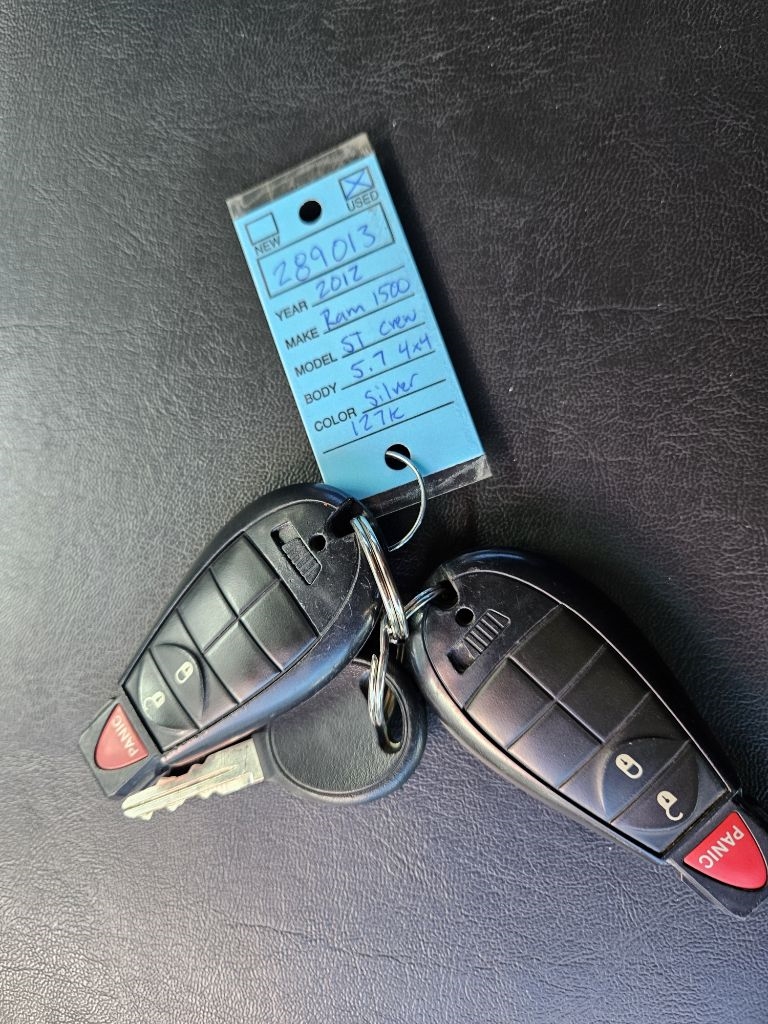 RAM 1500 ST Crew Cab 4WD 2012