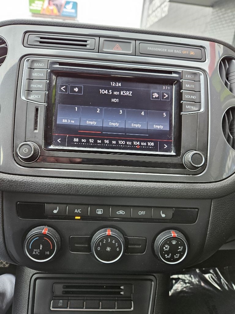 Volkswagen Tiguan S 4Motion 2017