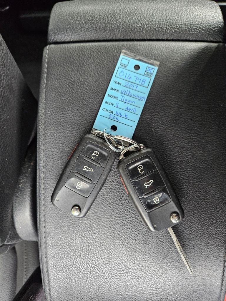 Volkswagen Tiguan S 4Motion 2017