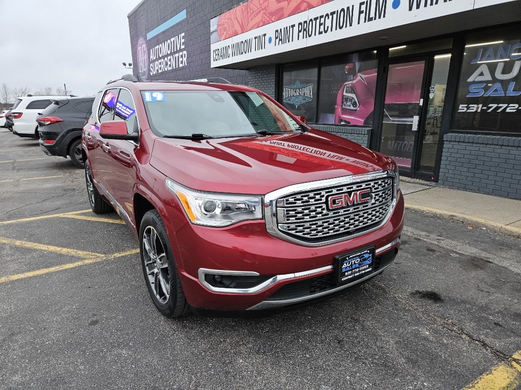 GMC Acadia Denali AWD 2019