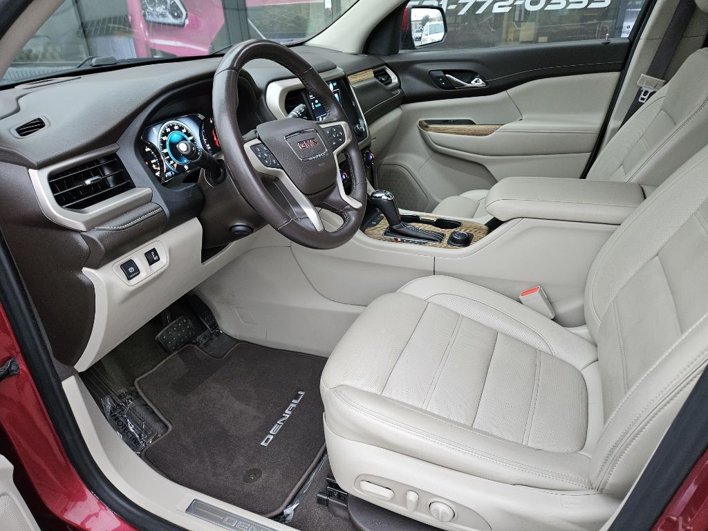 GMC Acadia Denali AWD 2019