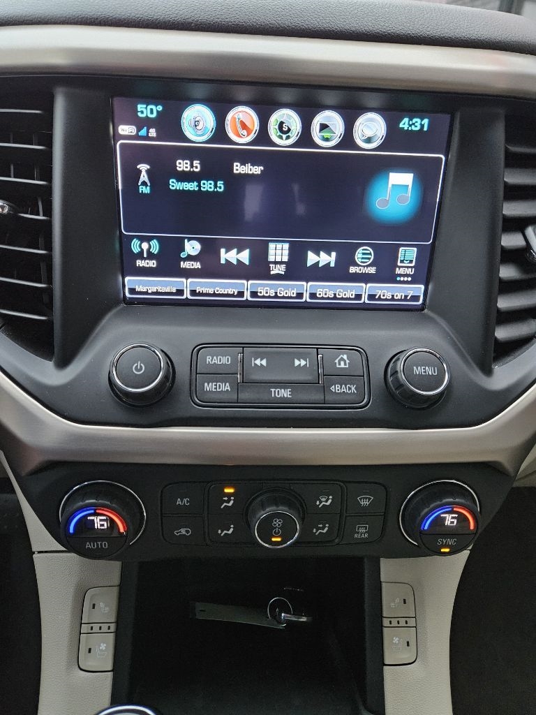 GMC Acadia Denali AWD 2019