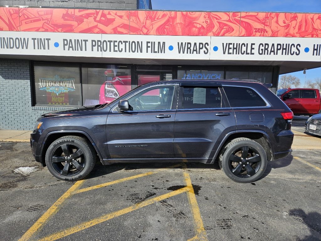 Jeep Grand Cherokee Laredo 4WD 2015
