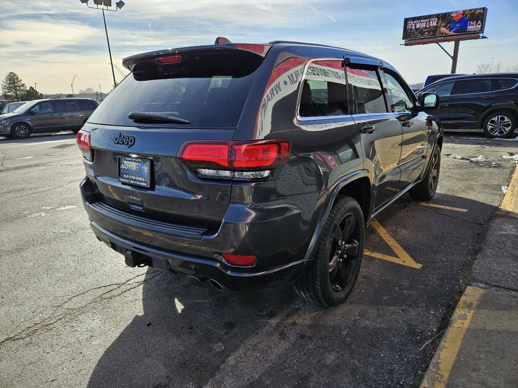 Jeep Grand Cherokee Laredo 4WD 2015