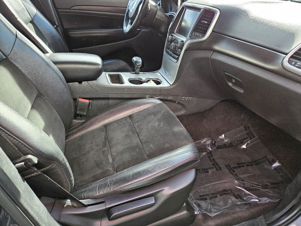 Jeep Grand Cherokee Laredo 4WD 2015