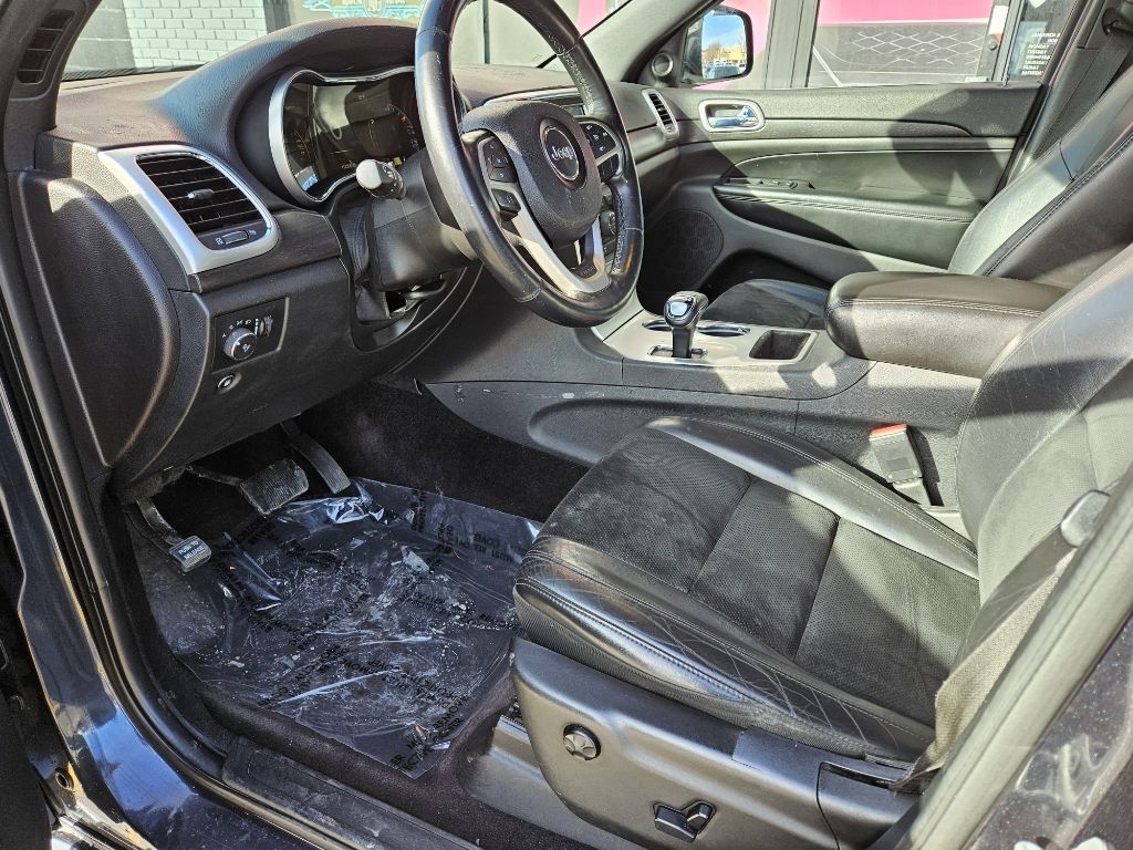 Jeep Grand Cherokee Laredo 4WD 2015