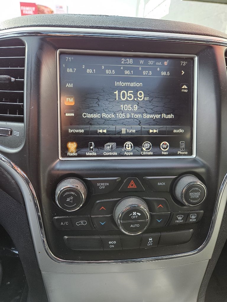 Jeep Grand Cherokee Laredo 4WD 2015