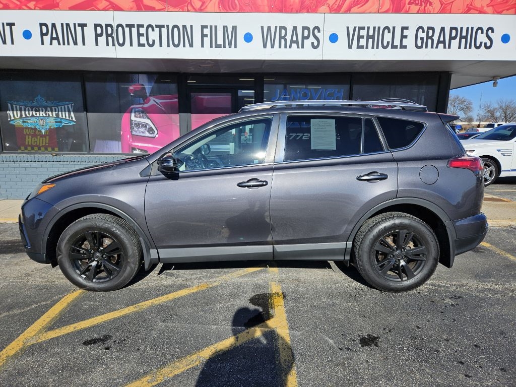 Toyota RAV4 XLE AWD 2018