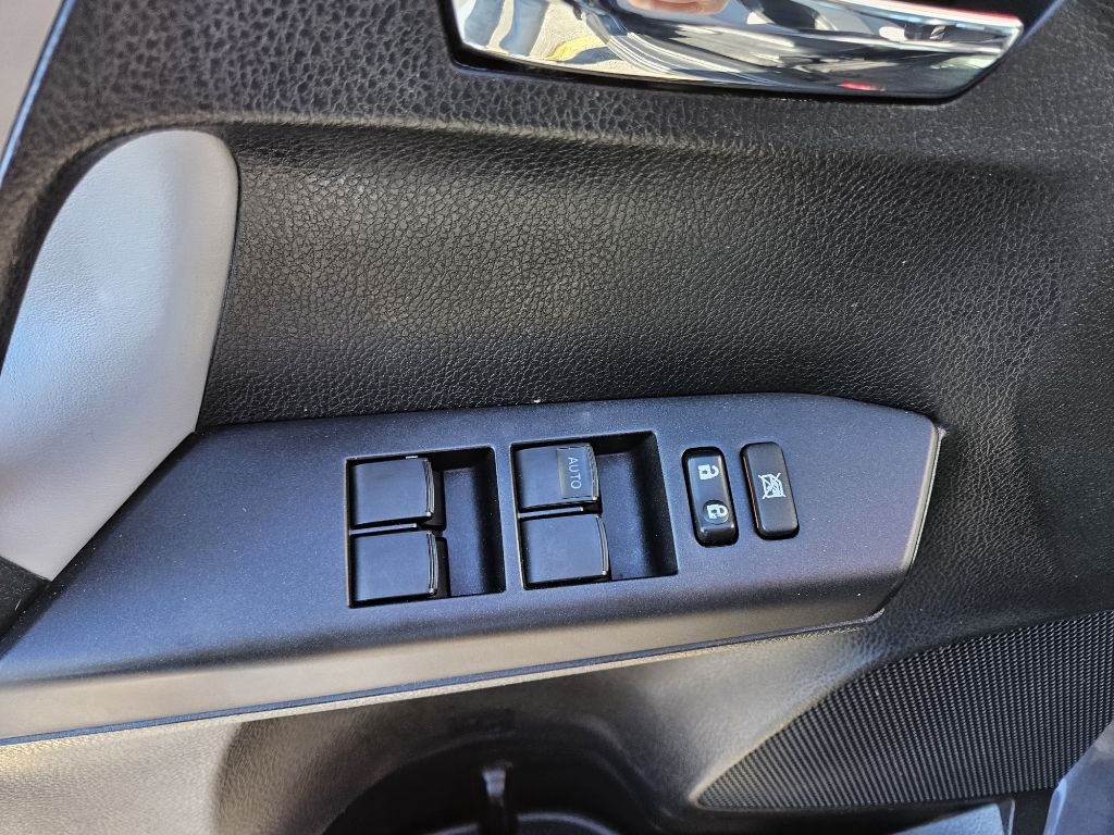 Toyota RAV4 XLE AWD 2018