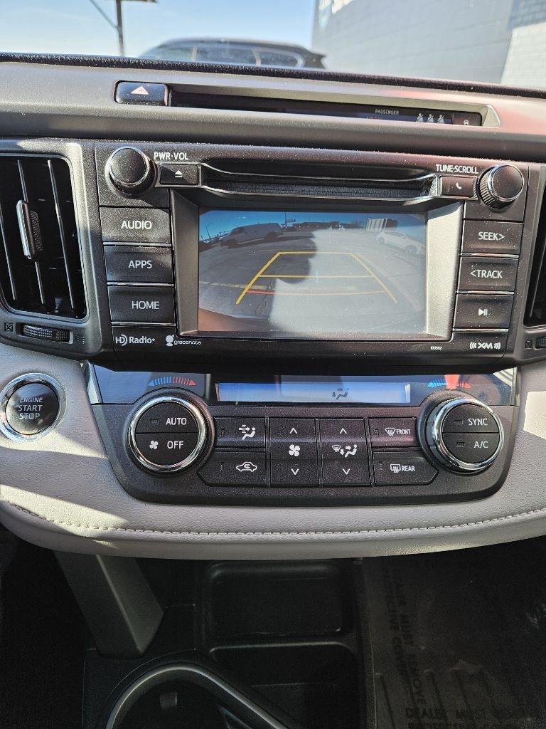 Toyota RAV4 XLE AWD 2018