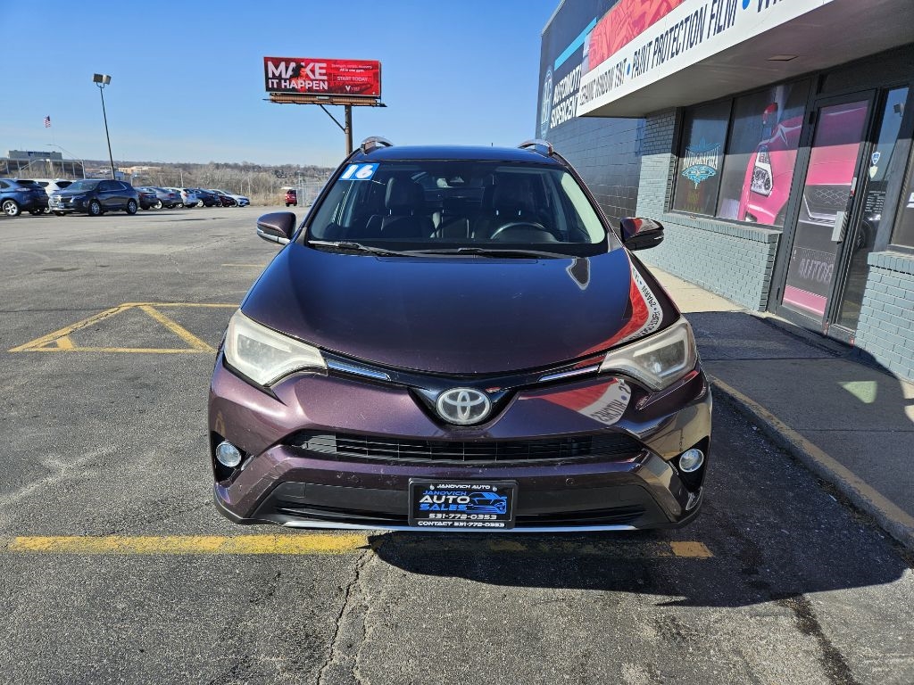 Toyota RAV4 Limited AWD 2016