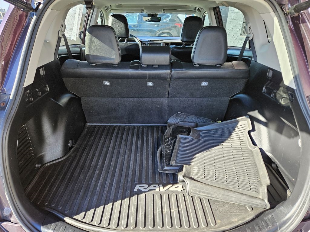 Toyota RAV4 Limited AWD 2016