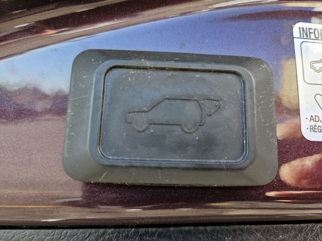 Toyota RAV4 Limited AWD 2016