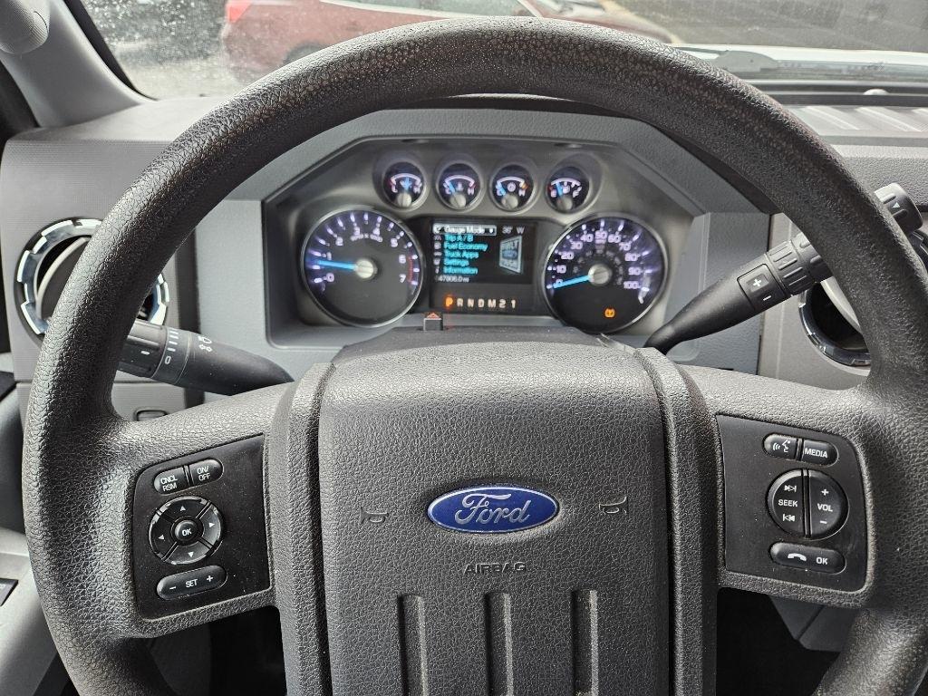 Ford F-350 SD XLT Crew Cab Short Bed 4WD 2015