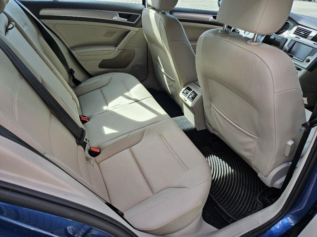 Volkswagen Golf SportWagen TSI SE 6A 2017