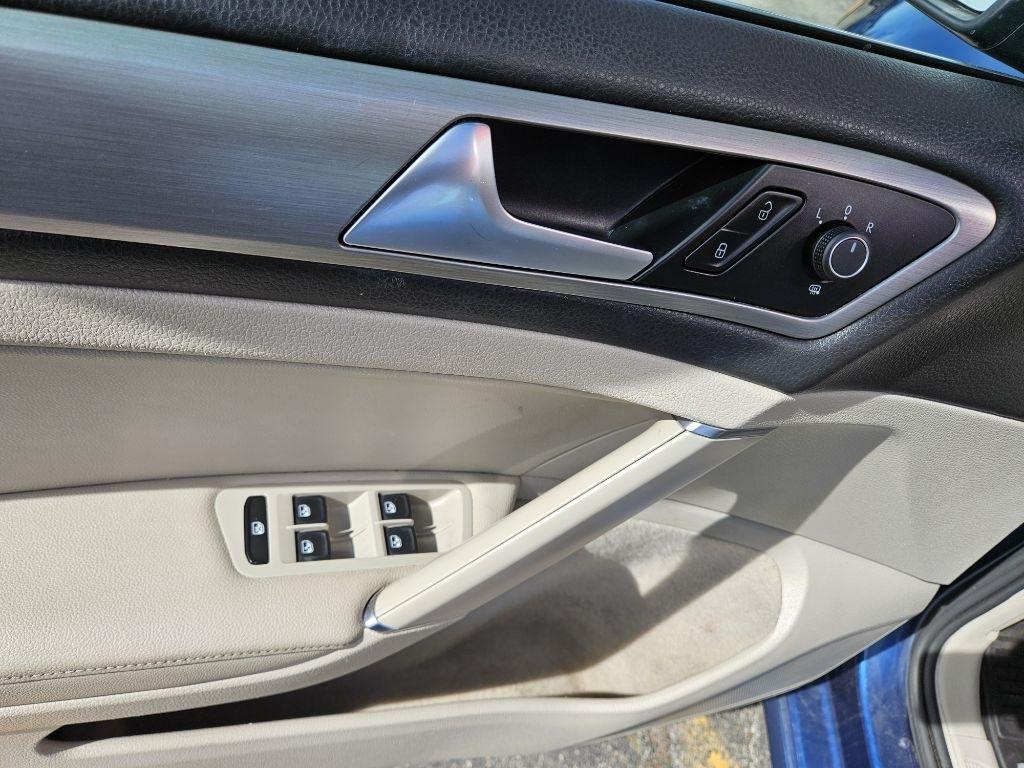 Volkswagen Golf SportWagen TSI SE 6A 2017