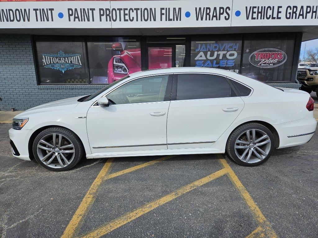 Volkswagen Passat SE R-Line 2019