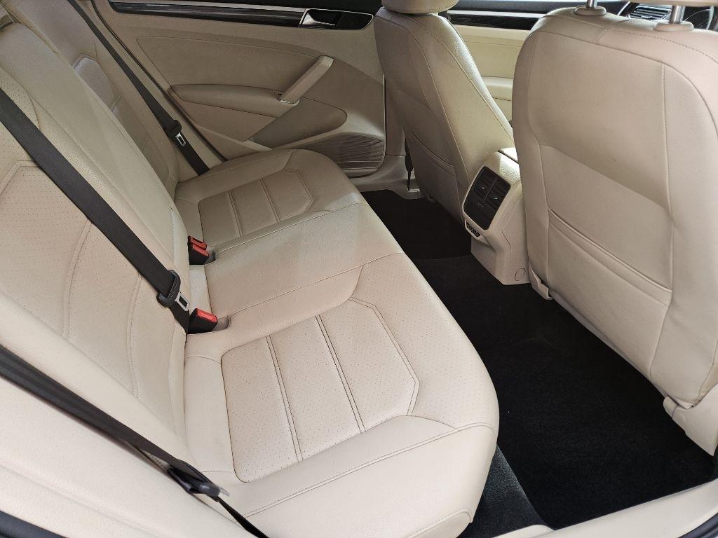 Volkswagen Passat SE R-Line 2019